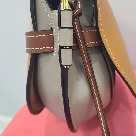 Sold - Picture 4 of 7